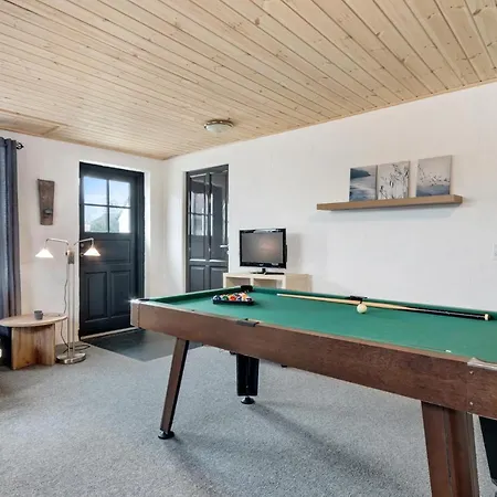 Large And Newly Renovated In Cozy Ingstrup Holiday home