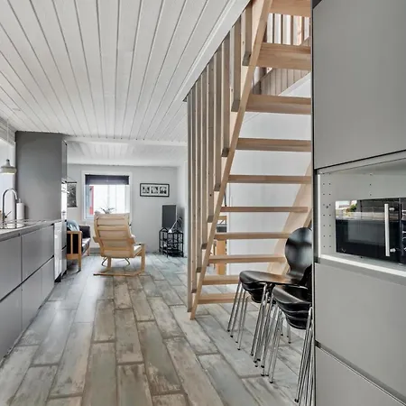 Large And Newly Renovated In Cozy Ingstrup